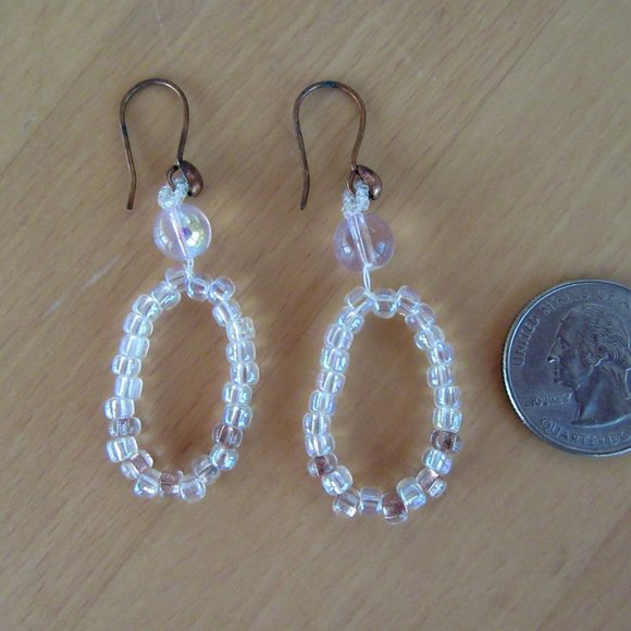 Iridescent white & copper bead lariat necklace & pierced dangling hoop earrings - Picture 6 of 16